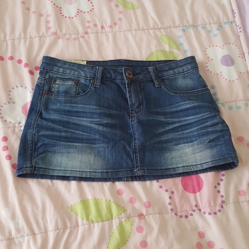 Denim skirt
